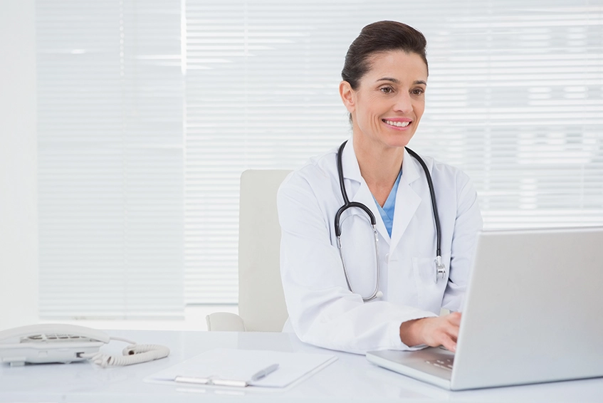 Benefits of EMRs and EHRs